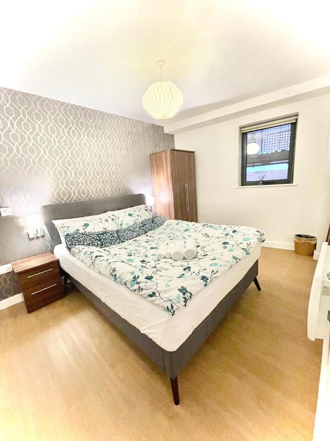 Lovely 2 - Bedroom Condo In Manchester City Centre المظهر الخارجي الصورة